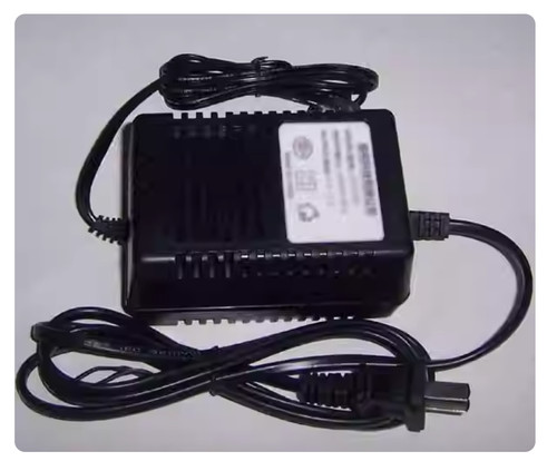 Alimentatore-Adattatore