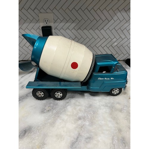 Camion betoniera structo - camion,