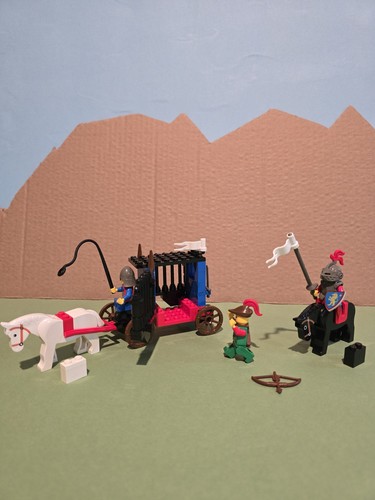 Lego castle 6042 dungeon - lego,