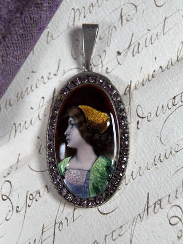 Collana ciondolo smalto - , fatto
