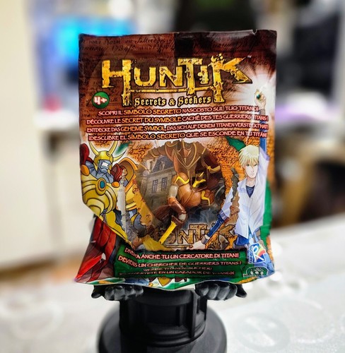 Huntik conquistador minifigure - huntik,