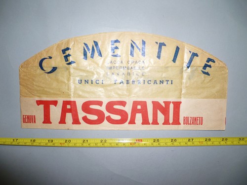 Vecchio cappello carta