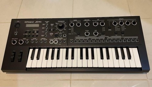 Sintetizzatore roland 37 - jd-xi,
