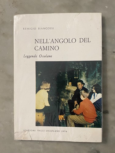 Nell angolo del camino - nell´angolo,