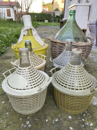 Stock damigiane varie - 6,