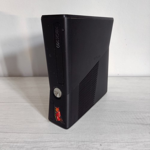 Xbox 360 slim 4gb - 360, console