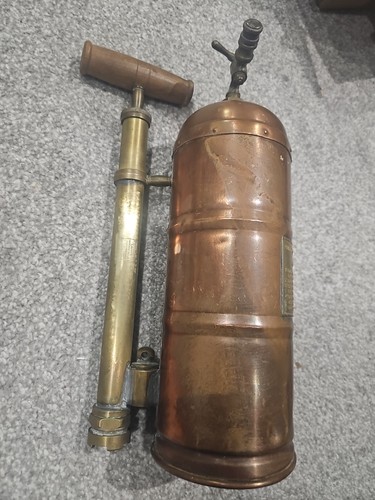 Antica pompa manuale rame