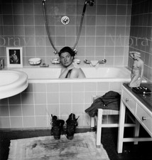 Photographie, grand format, 20x20, "Lee Miller dans la baignoire d'Hitler", 1945