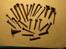 N°  27 ANTICHI CHIODI IN