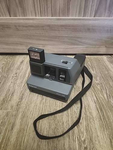 Untested vintage polaroid 600 - vintage,