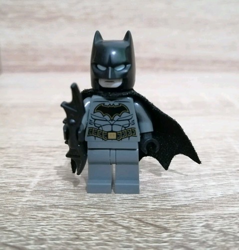 Lego minifigure batman - lego, dc