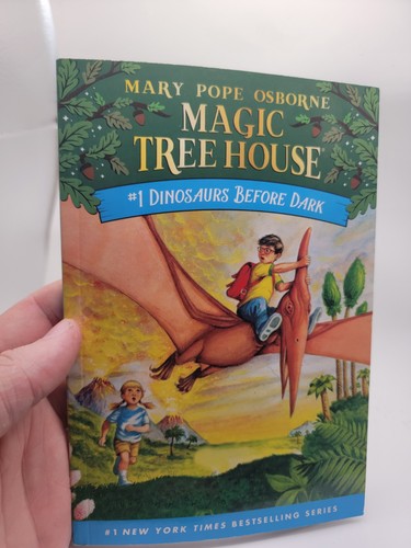 Magic tree house paperback - magic,