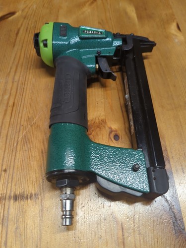 Pistola per unghie aria - per, ad