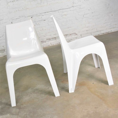 Vintage modern white molded - white,