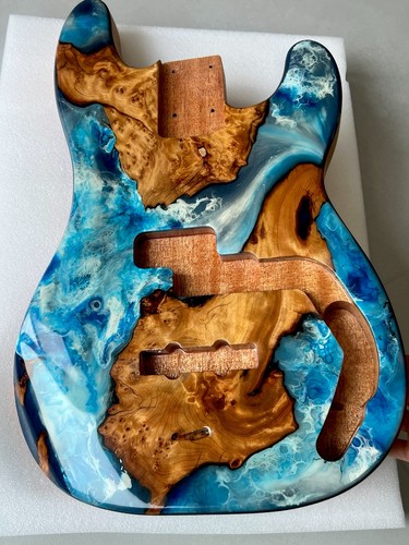 Aaaa bass body - p, a