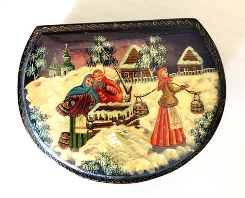 Raffinata scatola russa - russa, in