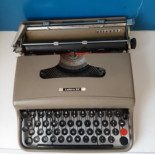 Bella olivetti lettera - lettera, 22