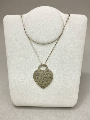 Autentica collana con ciondolo