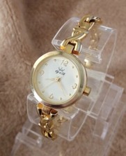 Montre Femme Y & B  Classique