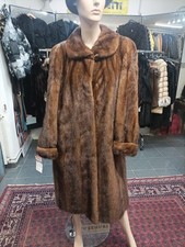 Visone DB con Collo a Bavero