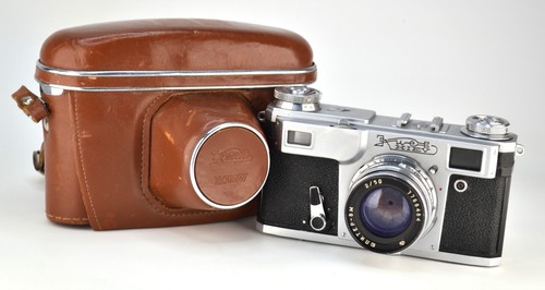 Pulito fotocamera pellicola - fotocamera, a