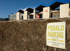 Photo A3 Pedalo Parking Notice