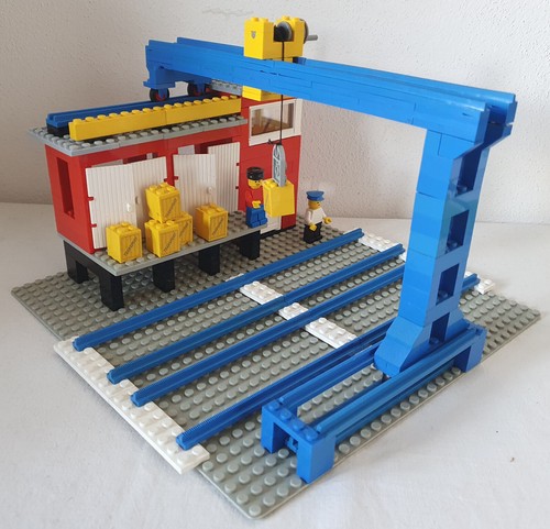 Vintage game play - vintage, lego