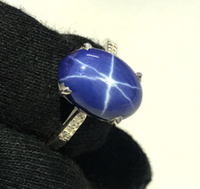 Anello di Fidanzamento Pietra