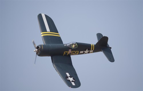 Freewing flightline f4u - freewing,