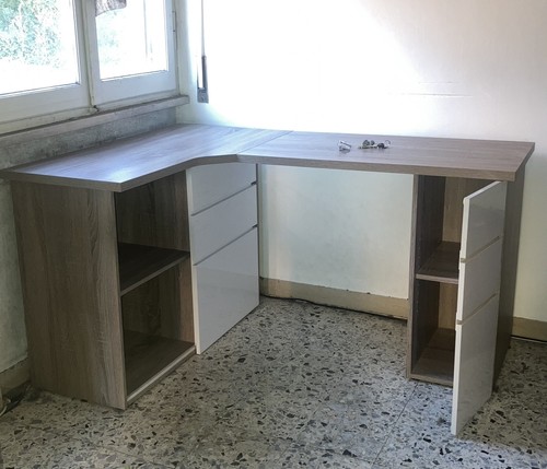 Scrivania con cassettiera - scrivania,