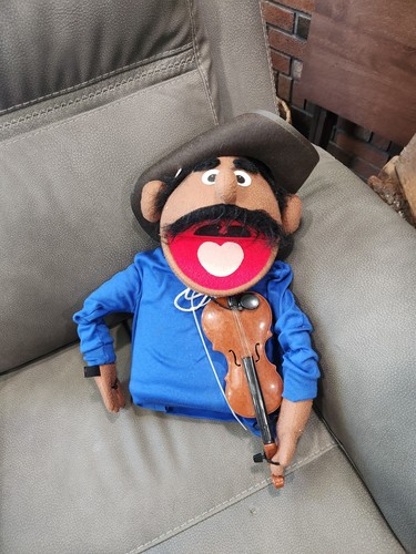 Puppet productions cowboy con - puppet,