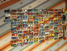 Immenso Lotto di 128 macchinine Hot Wheels Matchbox Siku ed altre OCCASIONE