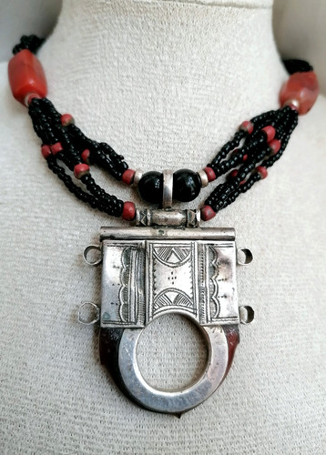 Antica raffinata collana - antica,