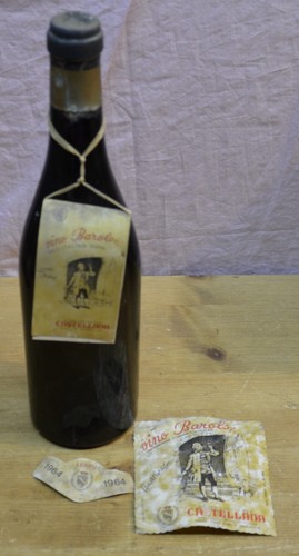 Vecchia bottiglia vino - bottiglia, da