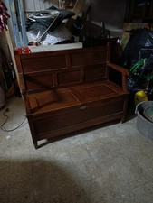 Antica Cassapanca in Noce