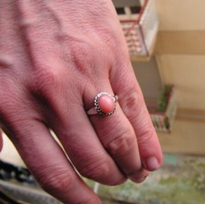 Anello vintage corallo rosa salmone su argento oro - misura 8 USA