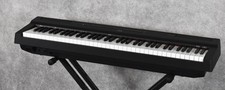 Yamaha P-121 Pianoforte