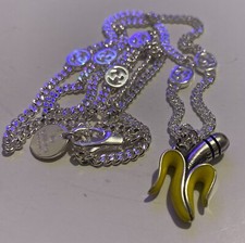 collana banana harry styles