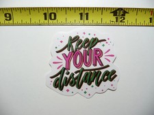 KEEP YOUR DISTANCE POSITIVO