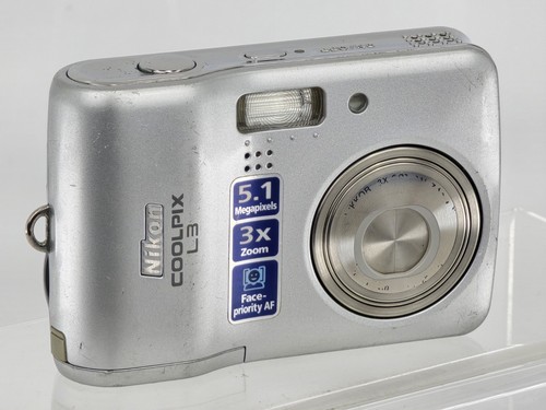 Nikon coolpix 1 megapixel - l3,
