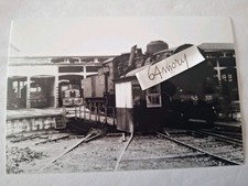 Fotografia Locomotiva a vapore FS Gr 743.305 sulla piattaforma girevole 