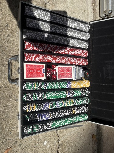 Card poker table - card/poker, chips