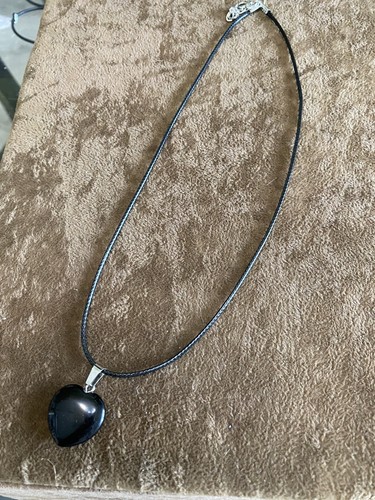 Collana cordino nera e - nera,