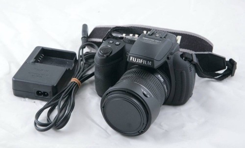 Fujifilm finepix hs30exr - fujifilm,