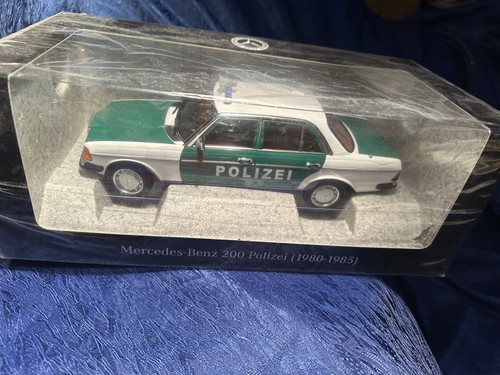 Norev mercedes 200 123 - 200, w