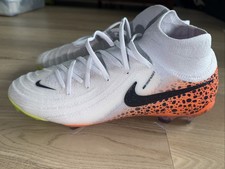 New Nike Phantom Luna II Elite