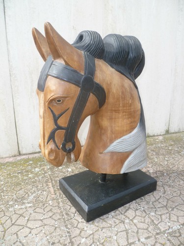 Grande busto legno - in,