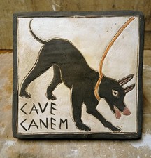 CAVE CANEM ATTENTI AL CANE