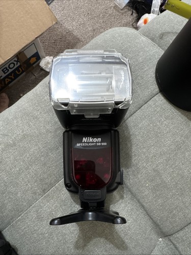 Nikon 900 speedlite - sb-900,