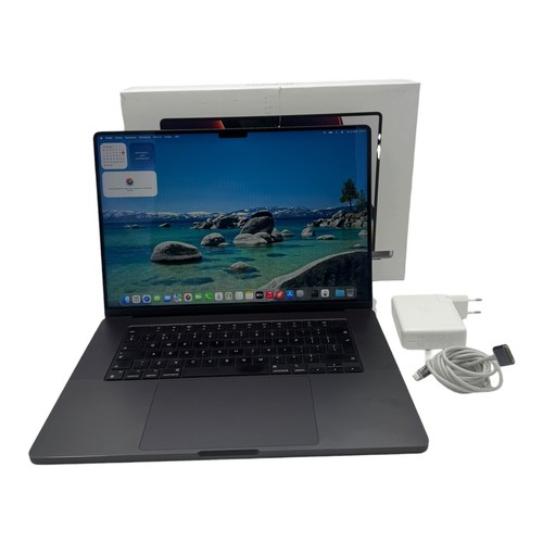 Macbook pro max - 16", 16c